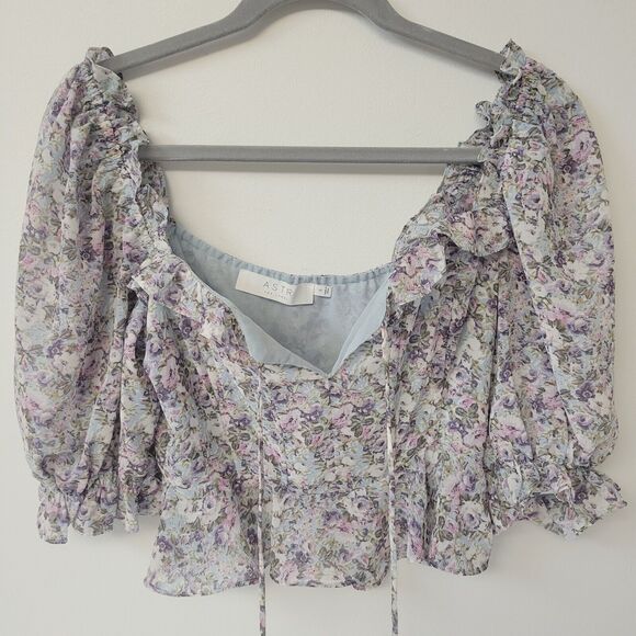 ASTR the Label Half Sleeve Back Cut Out Top ,Size S - Picture 4 of 9